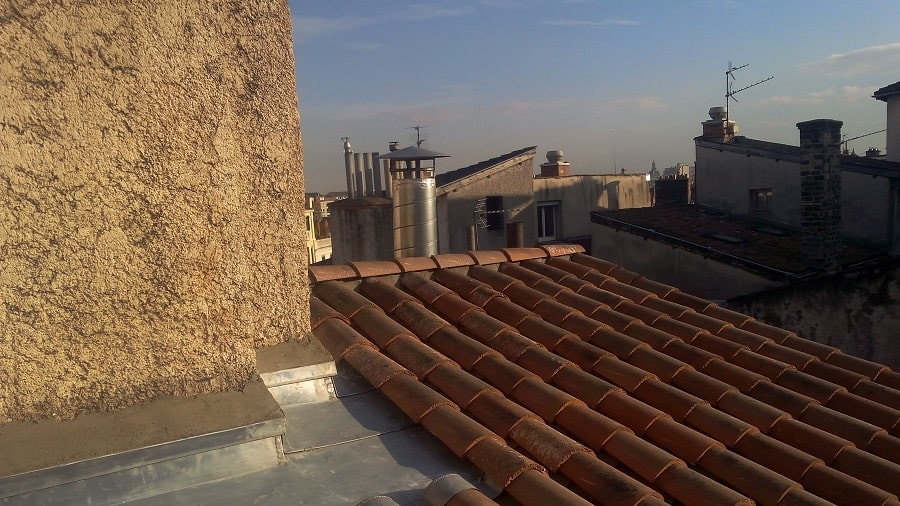 Couverture tuiles creuses Zinguerie Rue Juiverie LYON